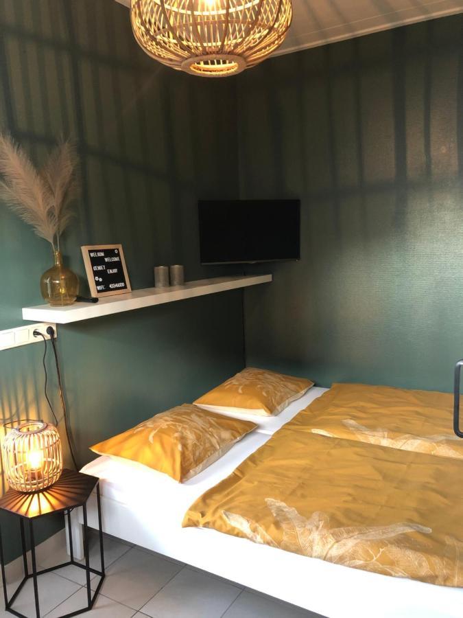 Nieboer Bed and Breakfast Vrouwenpolder Eksteriør billede
